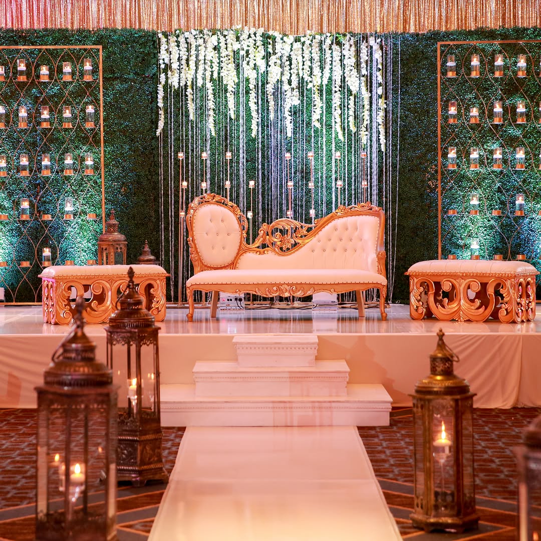Gold ceremony stage